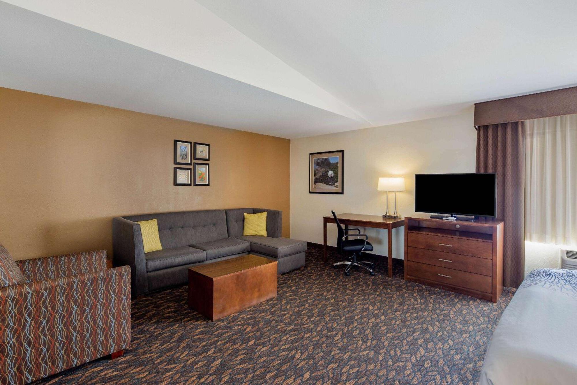 La Quinta By Wyndham Oakland - Hayward Otel Dış mekan fotoğraf